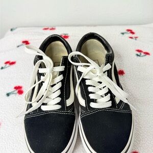 Vans Black and White Women's Shoes